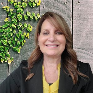 Lenora Sue Larson